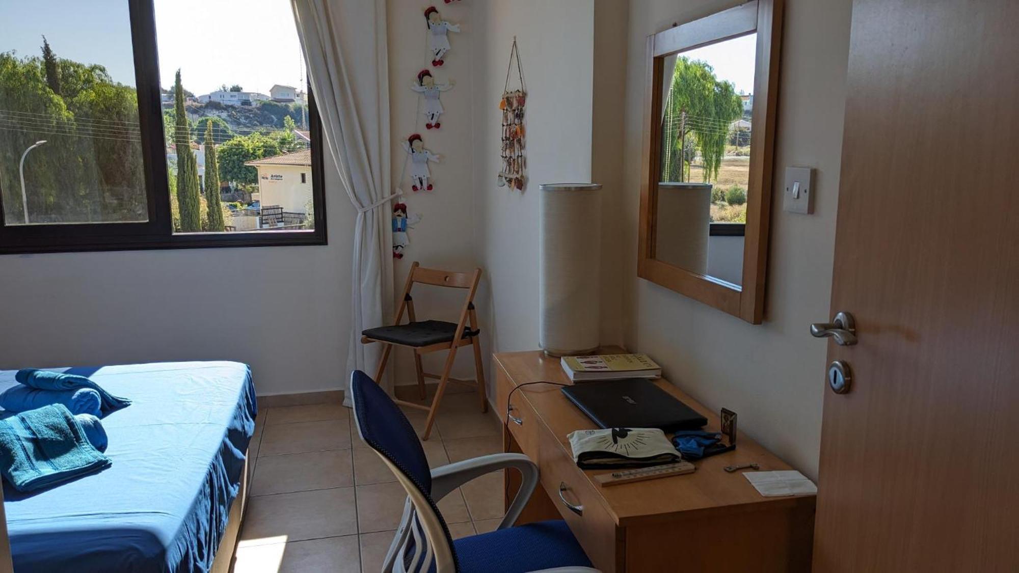 Spacious Contemporary Apartment Pissouri Exterior photo